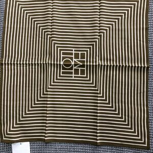 Toteme Brown and White Geometric Scarf